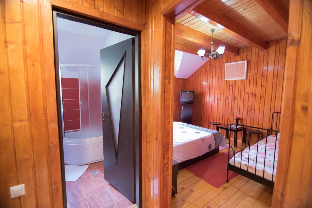 Villa Casa Domneasca Baia de Fier Esterno foto