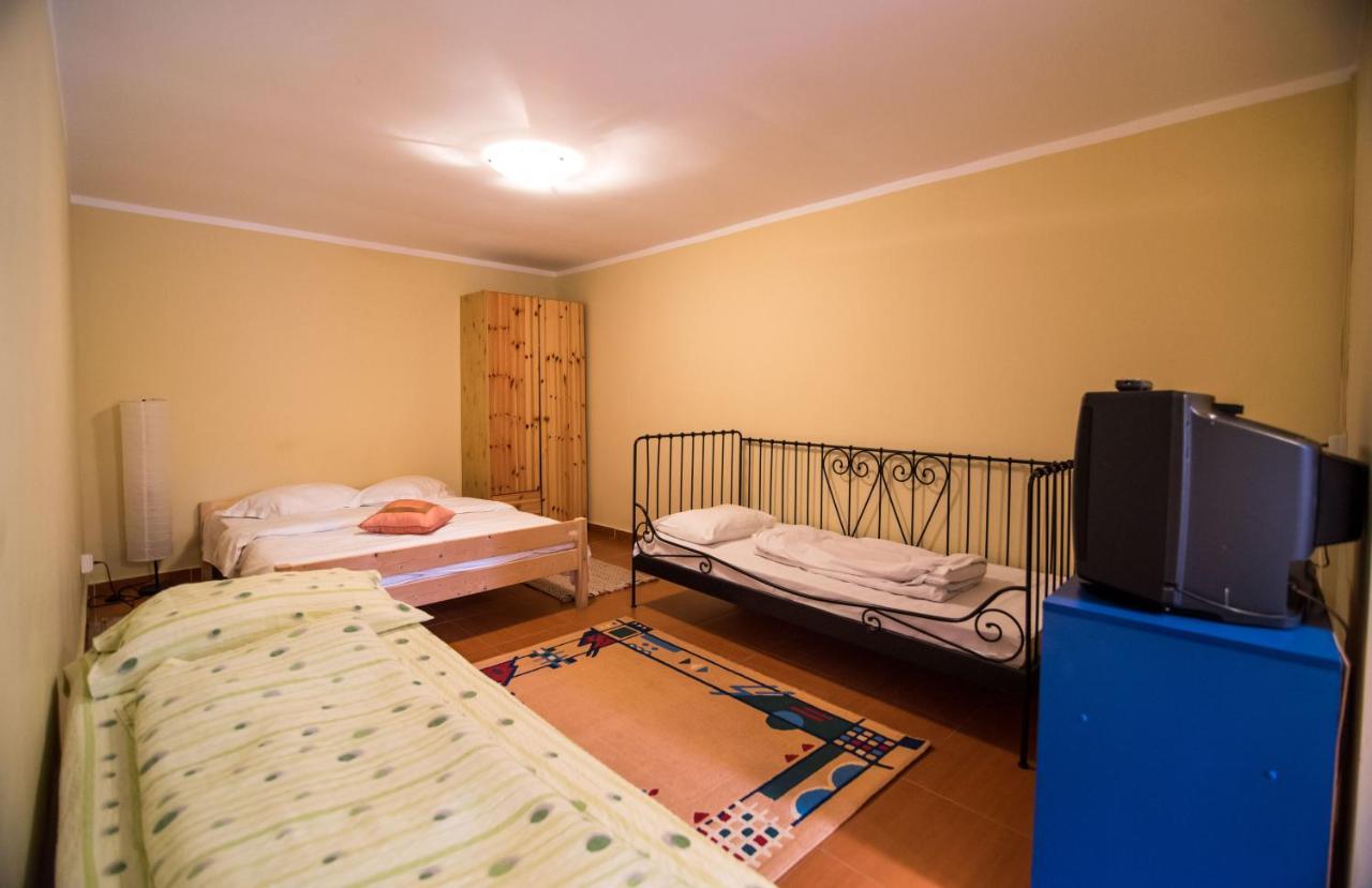 Villa Casa Domneasca Baia de Fier Esterno foto